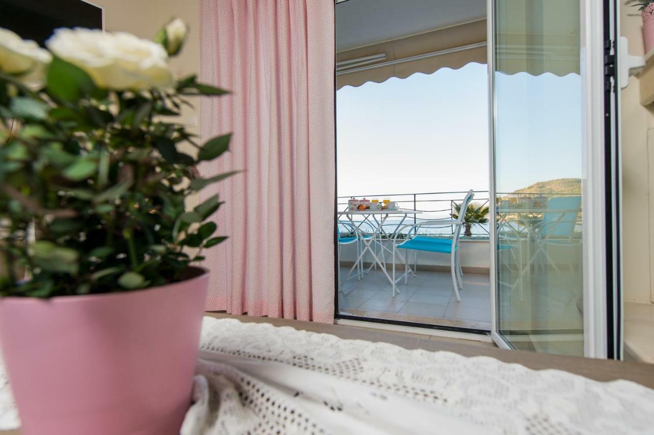 Boutique Apartment Volos Exterior photo